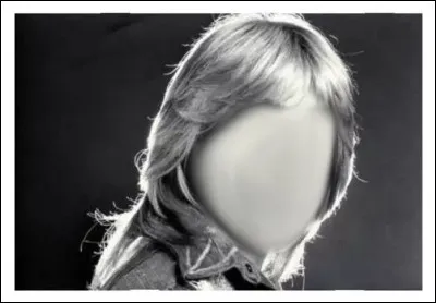 1974 > Rien que le titre est tout un programme... Rappelez-vous ''Rappelle-toi [... ?...]", véritable morceau de bravitude du chanteur Patrick [... ?...]