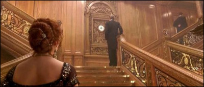 Dans le film "Titanic", qui Jack attend-il en haut de l'escalier ?