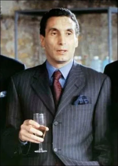 Comment s'intitule cette com&eacute;die avec Soualem ?