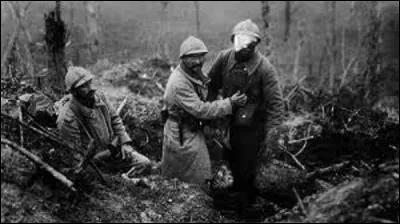 Durant la Première Guerre mondiale, mon territoire fut l'un des plus touchés de France. Le 16 avril, à 6 h du matin, débute la bataille du Chemin des Dames qui s'étend de Soissons à Reims (Marne) et vers Laon. Elle se terminera le 24 octobre 1917 avec des résultats stratégiques discutés et de très lourdes pertes humaines dans les deux camps. Sous quel nom est aussi connue cette bataille ?