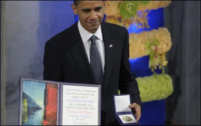 L'ancien président des États-Unis Barack Obama a reçu le prix Nobel de la Paix en 2009.