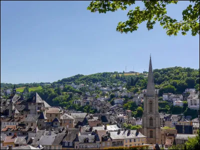 Quelle est la préfecture de la Corrèze ?