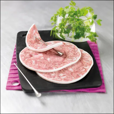 Comment appelle-t-on aussi la tête roulée ?