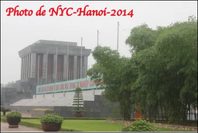 Quel est ce mausolée d'Hanoi, contruit pour recueillir la dépouille du fondateur de la République démocratique de Vietnam ?