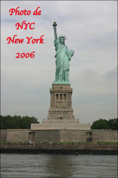 Quelle est cette statue de New York, érigée sur Liberty Island ?