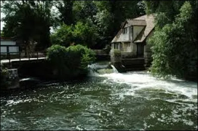 Quelle est cette rivière, longue de 112 km, affluent en rive droite de la Seine, qui marque la limite historique entre la Normandie et l'Île-de-France ?