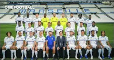 Quel est le nom de ce club français ?