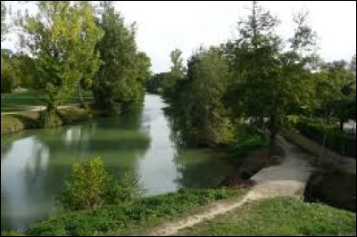 La rivière Gers a donné son nom au département : de quel cours d'eau est-elle l'affluent ?