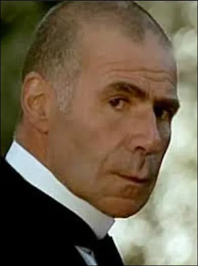 Quel est cet acteur qui s'est installé dans le Gers, y a longtemps vécu et y est mort en 2005 ?