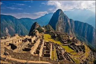 Le Machu Picchu est une ancienne cité...