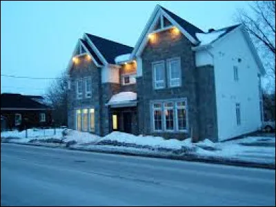 Dans quelle ville est-elle née ?