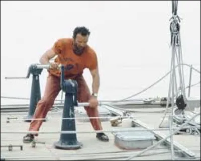 Quel était le nom du bateau emblématique dEric Tabarly ?