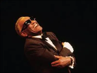 Ray Charles , célèbre chanteur et pianiste surnommé "Genius" est-il encore en vie ?