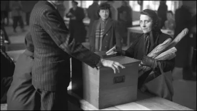 Durant quelle élection les femmes françaises participent au scrutin pour la première fois ?