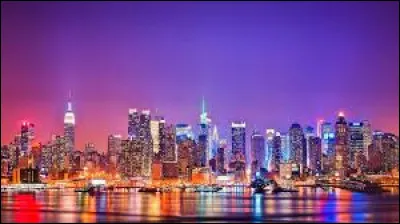 Quelle ville est surnommée "Big Apple" ?
