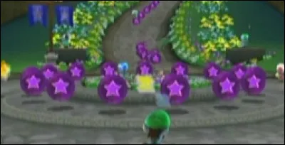 Où se trouve la seule pièce violette n'étant pas sur le chemin dans la Galaxie du Grand Final ?