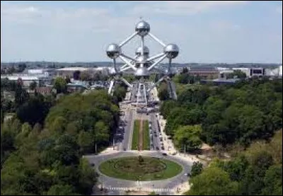 Où est situé ce monument ?