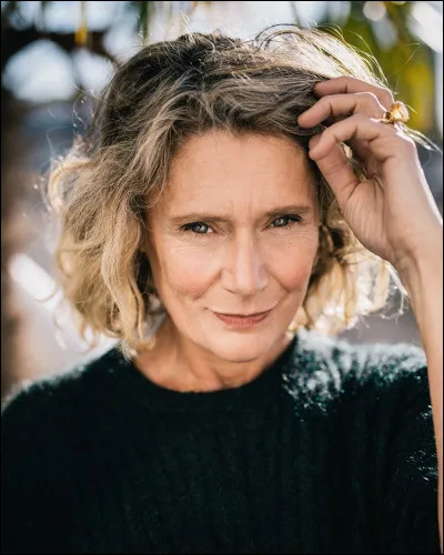 Et enfin, comment s'appelle la mère de Rose ?