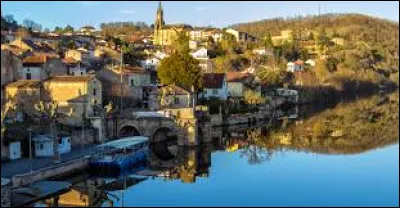 Quelle est cette petite ville de 4 700 habitants, bordée par le Lot, durement frappée par le déclin et la fermeture, en 2018, de la grande usine sidérurgique qui s'y trouvait ?