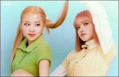 Préfères-tu plutôt les habits vintage ou chics ?