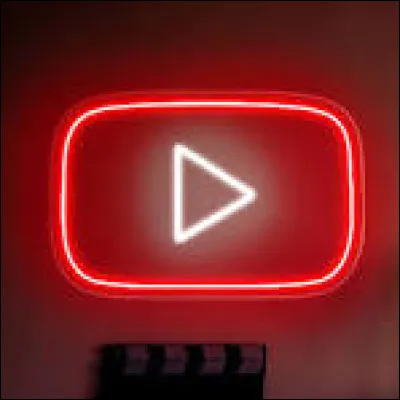 Est-ce que tu postes des vidéos sur YouTube ?