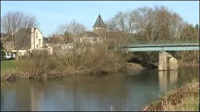 Quel est ce cours d'eau qui prend sa source dans le département puis coule vers le nord en arrosant sa bordure nord-est ?