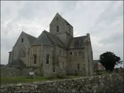 Nous partons dans le Bessin, à Deux-Jumeaux. Petit village de 52 habitants, dans l'arrondissement de Bayeux, il se situe dans le département ...