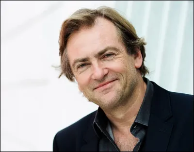 Qui est cet écrivain, auteur du livre ''L'insolence des miracles'' ?