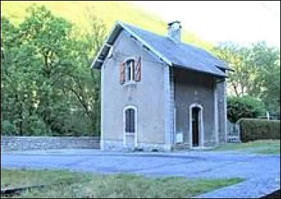 Petit village de 15 habitants, dans l'arrondissement de Bagnères-de-Bigorre, traversé par la Neste, Féchet-Aure se situe dans le département ...
