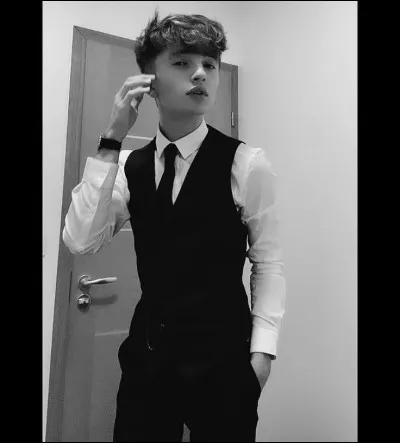 Quel est le signe astrologique de Monsieur Pof ?