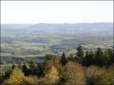 Quel est ce peuple de la Gaule celtique qui habitait la région correspondant à l'actuelle Saône-et-Loire ?