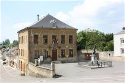 Village du Grand-Est, près de la Belgique, Messincourt se situe dans le département ...