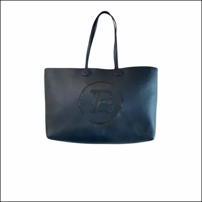 Veux-tu qu'elle ait un sac ?