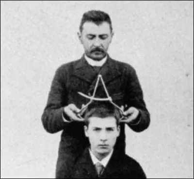 Expansion coloniale > Ça tombe bien, car une palanquée de pseudosciences "objectives" vont germer dans des cerveaux surchauffés par le "racialisme" en vogue. Comme par exemple ... [Complétez !]