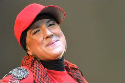 D'où provient ce texte : "Tu sais / Moi j'suis comme toi / J'veux qu'on m'écoute / Et tout comme toi / J'aimerais que les jeunes se serrent les coudes" ?