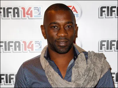 De quelle chanson sont tirées ces paroles : "Trop de blèmes-pro dans mes propos, je me la joue escroc / Devant les flics je vais oser, à la Keyzer Söze / L'art du neiman fait que le sheitan plane avec moi en bécane / Tu nous testes, on te tanne, tu contestes, on te canne" ?