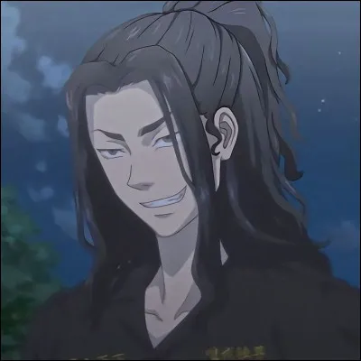 La majeure partie du temps, ton personnage a-t-il les cheveux longs ?