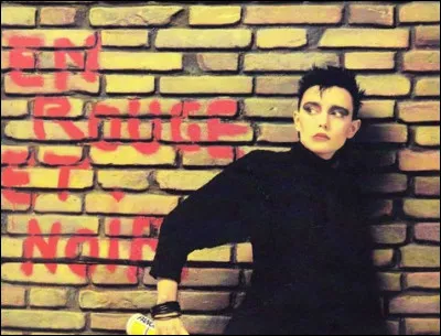 Qui interprète la chanson "En rouge et noir", le tube de 1986 ?