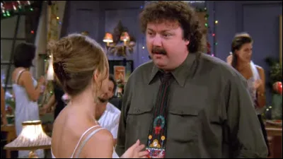 En parlant du concierge Mr. Trigger, que demande-t-il à Joey ?