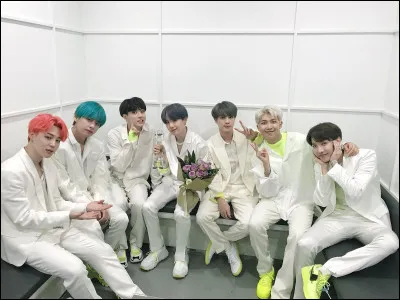 "Boy With Luv" est la collaboration de BTS et...