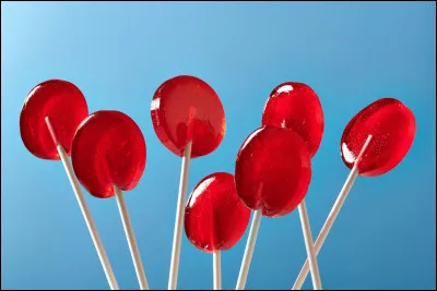 "Lollipop" est la collaboration entre 2NE1 et...