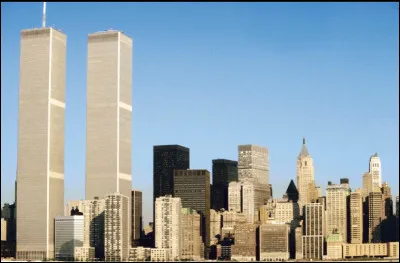 Quel est ce quartier d'affaires en W de la ville de New York, ravagé par la destruction de ces tours jumelles le 11 septembre 2001 ?