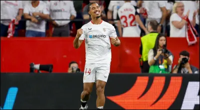 Qui est ce footballeur ?