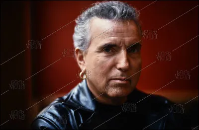 Où habitent les Barbares selon Lavilliers ?