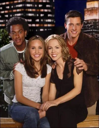 Dans quelle srie Simon Rex incarne-t-il Jeff, le fianc de Jennie Garth ?