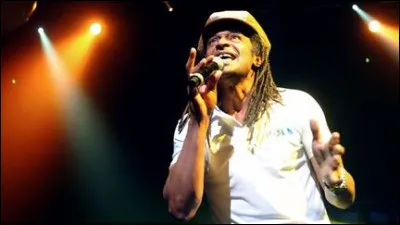 Quelle est sa particularité sur scène ?