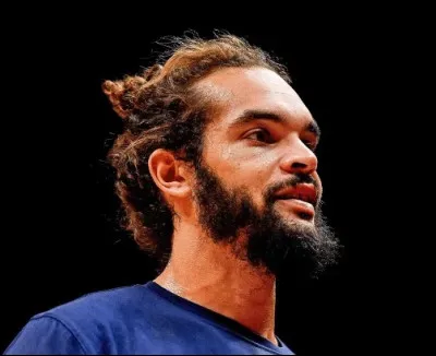 Quel sport pratiquait son fils ''Joakim'' ?
