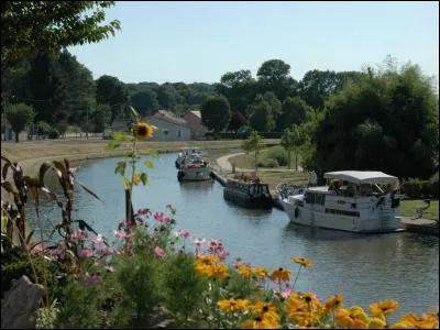 Région Centre-Val de Loire : quel est le code Insee du Loiret ?