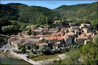 Aujourd'hui nous démarrons notre balade en Occitanie, à Avène. Parfois appelée Avène-les-Bains, cette station thermal de l'arrondissement de Béziers se situe dans le département ...