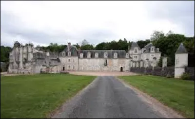 Je vous propose de partir dans le Centre-Val-de-Loire la découverte de la chartreuse du Liget, à Chemillé-sur-Indrois. Village de l'arrondissement de Loches, il se situe dans le département ...